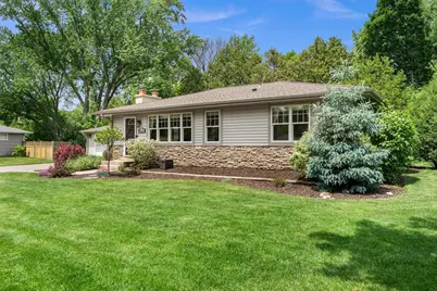 15620 2nd Avenue N, Plymouth, MN 55447 - Photo 1
