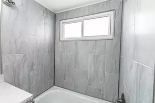 722 Spruce St, Fergus Falls, MN 56537 - Photo 29