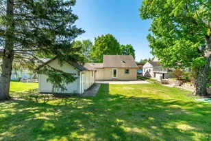 722 Spruce St, Fergus Falls, MN 56537 - Photo 11