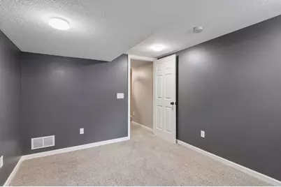 4957 Florida Avenue N, Crystal, MN 55428 - Photo 29