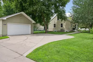 4957 Florida Ave N, Crystal, MN 55428 - Photo 3