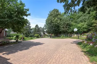 7180 Kenmare Dr, Bloomington, MN 55438 - Photo 9
