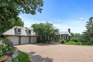 7180 Kenmare Dr, Bloomington, MN 55438 - Photo 7