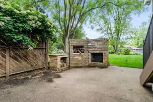 9528 Penn Cir, Bloomington, MN 55431 - Photo 47