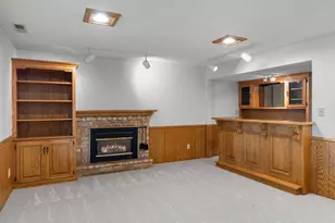 9528 Penn Cir, Bloomington, MN 55431 - Photo 35