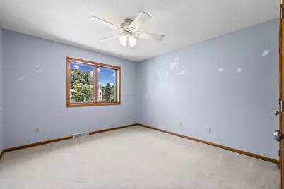 5705 Lois Lane, Shoreview, MN 55126 - Photo 27