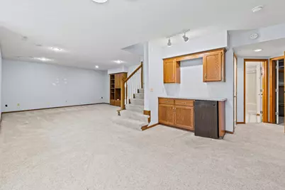 5705 Lois Lane, Shoreview, MN 55126 - Photo 39