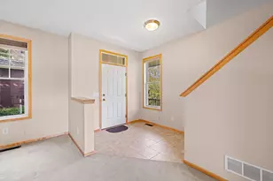 10756 Falling Water Ln, Woodbury, MN 55129 - Photo 7