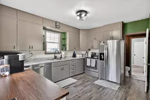 620 8th Ave E, Alexandria, MN 56308 - Photo 3