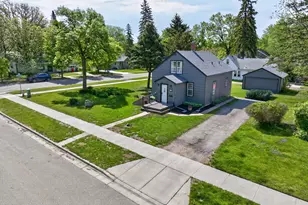 620 8th Ave E, Alexandria, MN 56308 - Photo 1