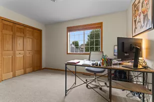 1122 Drew Dr, Woodbury, MN 55129 - Photo 25