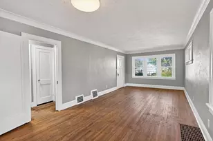 834 Iroquois Ave, Saint Paul, MN 55119 - Photo 7