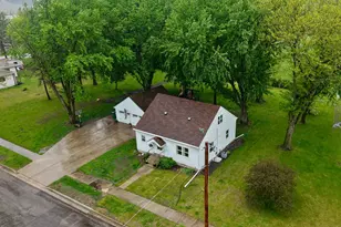 500 1st St S, Butterfield, MN 56120 - Photo 3