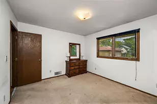 228 Duke St, Saint Paul, MN 55102 - Photo 17