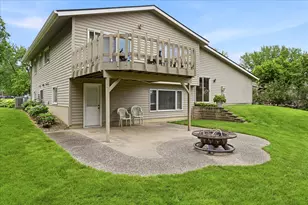 1484 Crest Dr, Chaska, MN 55318 - Photo 21