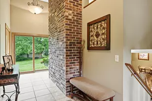 1484 Crest Dr, Chaska, MN 55318 - Photo 3