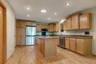 10898 Tyler Ct NE, Blaine, MN 55434 - Photo 3