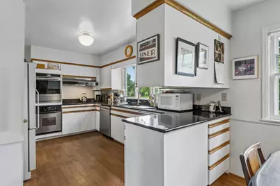 1605 Edgcumbe Road, Saint Paul, MN 55116 - Photo 9