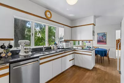 1605 Edgcumbe Road, Saint Paul, MN 55116 - Photo 9