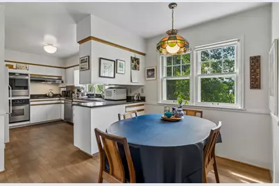 1605 Edgcumbe Road, Saint Paul, MN 55116 - Photo 7