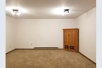 1216 Parkside Drive, Marshall, MN 56258 - Photo 13