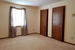 1216 Parkside Dr, Marshall, MN 56258 - Photo 15