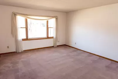 1216 Parkside Drive, Marshall, MN 56258 - Photo 7