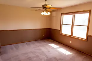 1216 Parkside Dr, Marshall, MN 56258 - Photo 5