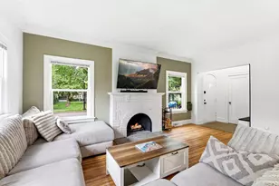 890 22nd Ave SE, Minneapolis, MN 55414 - Photo 3