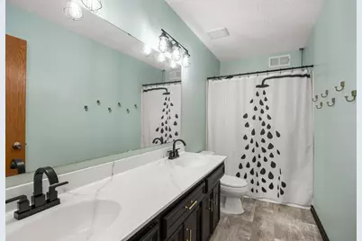 13635 Gardenia Path, Apple Valley, MN 55124 - Photo 21