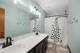 13635 Gardenia Path, Apple Valley, MN 55124 - Photo 21
