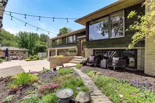 2011 Toledo Ave N, Golden Valley, MN 55422 - Photo 5