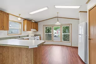 1403 Concord St S, South Saint Paul, MN 55075 - Photo 3