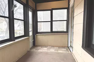 869 Lawson Ave E, Saint Paul, MN 55106 - Photo 3