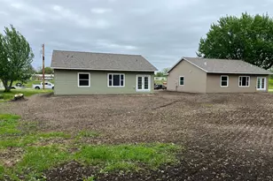 820 Spark Ave, Albert Lea, MN 56007 - Photo 7