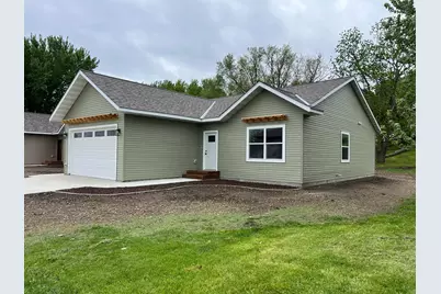 820 Spark Avenue, Albert Lea, MN 56007 - Photo 7