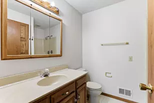 2133 Trumble Ct, Chaska, MN 55318 - Photo 19