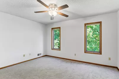 2133 Trumble Court, Chaska, MN 55318 - Photo 17