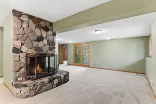 2133 Trumble Ct, Chaska, MN 55318 - Photo 27