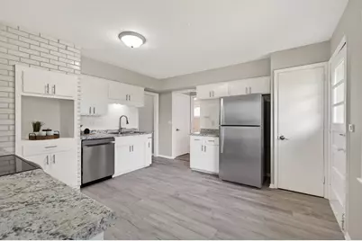 812 W 61st Street, Minneapolis, MN 55419 - Photo 9