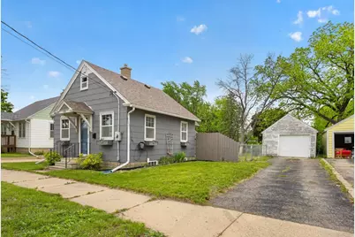 1216 9th Avenue SE, Rochester, MN 55904 - Photo 1