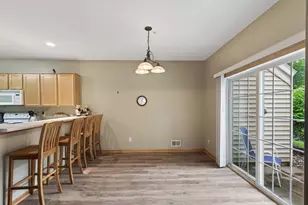 1994 Siefert St, Chaska, MN 55318 - Photo 5