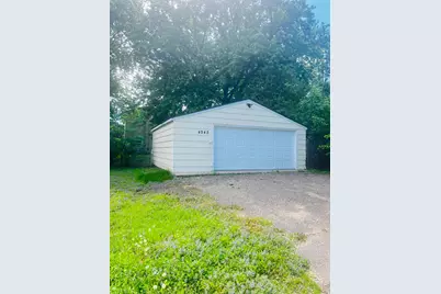 4245 Welcome Avenue N, Crystal, MN 55422 - Photo 3