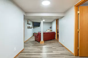 1226 11th St N, Fargo, ND 58102 - Photo 29