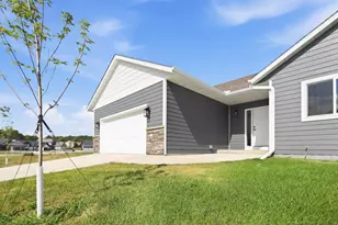 2050 13th St NW, Faribault, MN 55021 - Photo 3