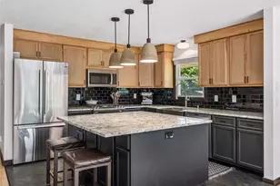 8330 Heather Ave, Eden Prairie, MN 55347 - Photo 11