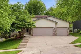 2112 Parkwood Hills Dr NE, Rochester, MN 55906 - Photo 43