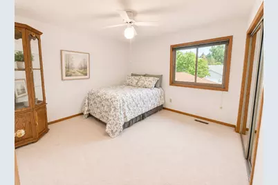 2112 Parkwood Hills Drive NE, Rochester, MN 55906 - Photo 23