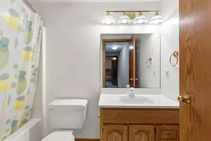 2112 Parkwood Hills Dr NE, Rochester, MN 55906 - Photo 31