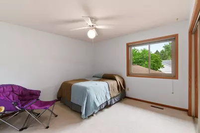 2112 Parkwood Hills Drive NE, Rochester, MN 55906 - Photo 33